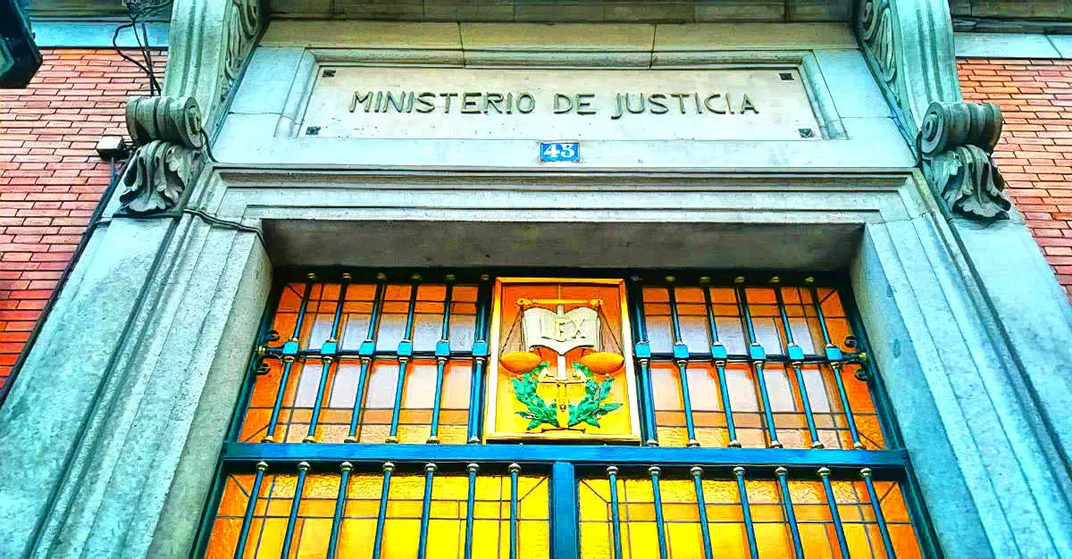 «Agosto no será hábil; ni hay planes ni los habrá», la ministra de justicia a Victoria Ortega y a Juan Carlos Estévez