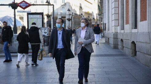 Una juez condena al Ayuntamiento de Madrid a disolver el Grupo Mixto que formaban los disidentes de Más Madrid