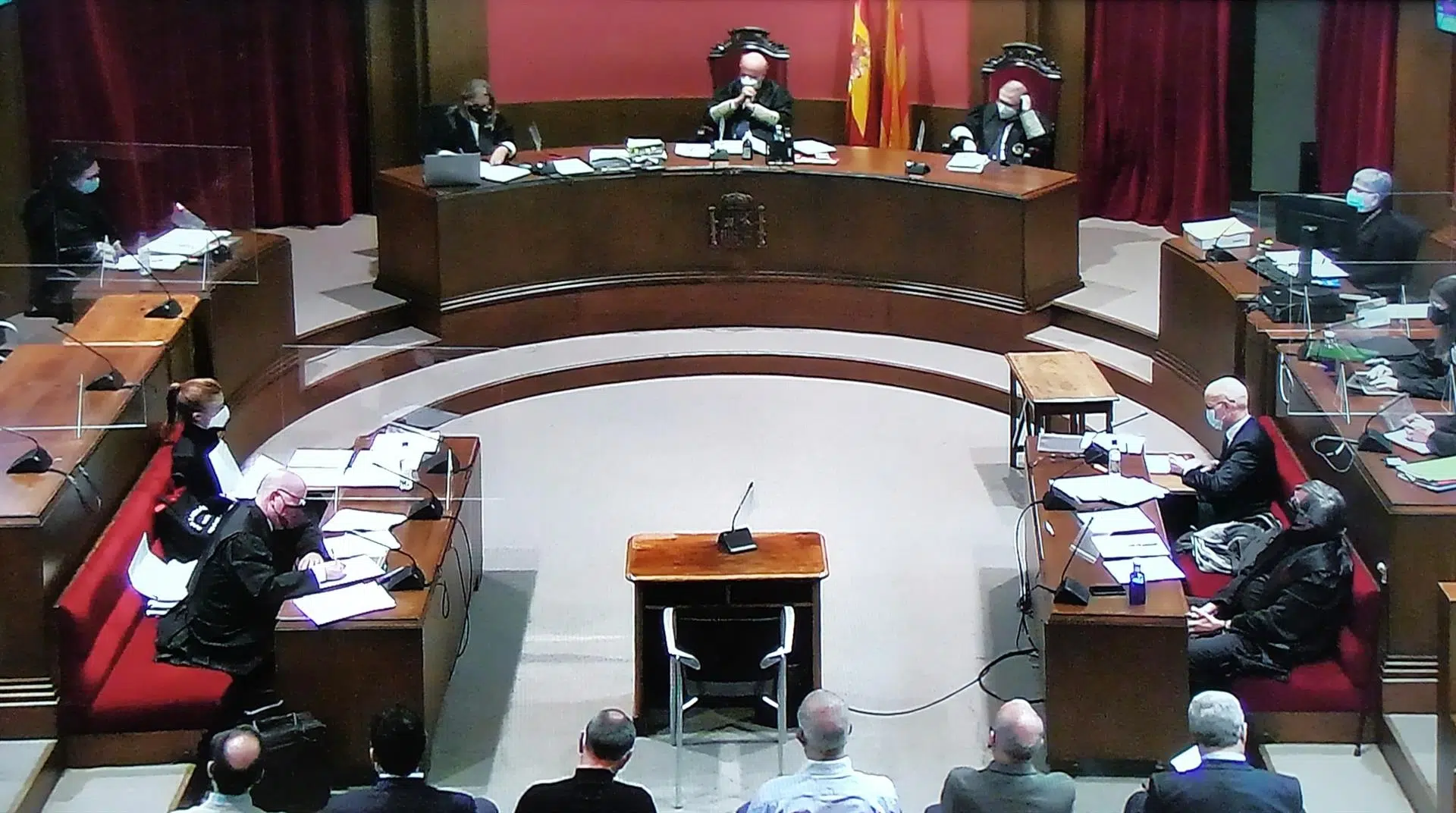 Dos años de cárcel para seis exdirectivos de la Agencia Catalana del Agua por contratos fraudulentos