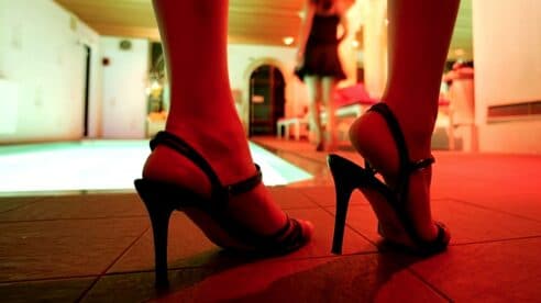 La mujer prostituida no es una «trabajadora a efectos tributarios», como afirma el juez Calama, según la Fiscalía de la AN