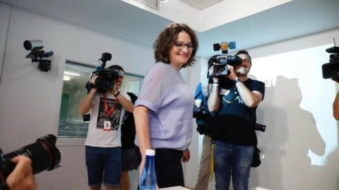 El juez cita como investigado al primer marido de Oltra en el caso del encubrimiento de los abusos sexuales de su segundo esposo