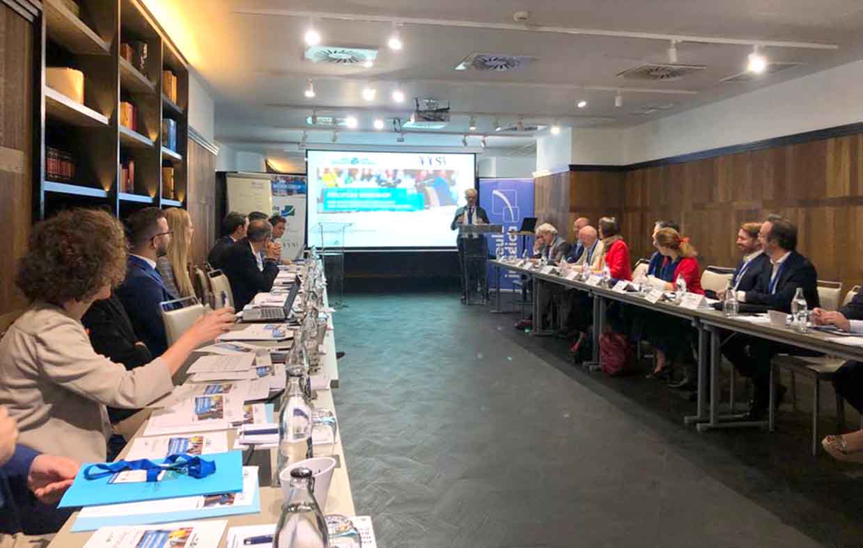 Expertos españoles en reestructuración de empresas reclaman competencias similares a las de sus colegas europeos 