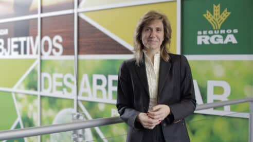 Elena Bascones: “La función de cumplimiento en el sector asegurador genera valor al optimizar los procesos de la compañía”