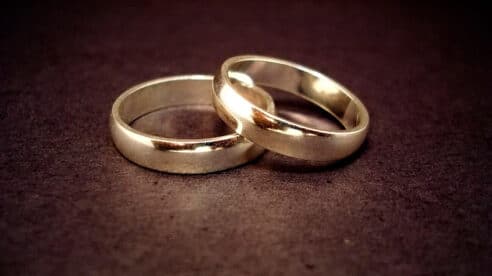 Es más rentable, desde el punto de vista fiscal, estar casados que vivir como pareja de hecho