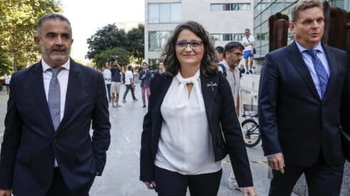 El juez prorroga seis meses la causa en la que se investiga a Mónica Oltra porque quedan «diligencias esenciales»