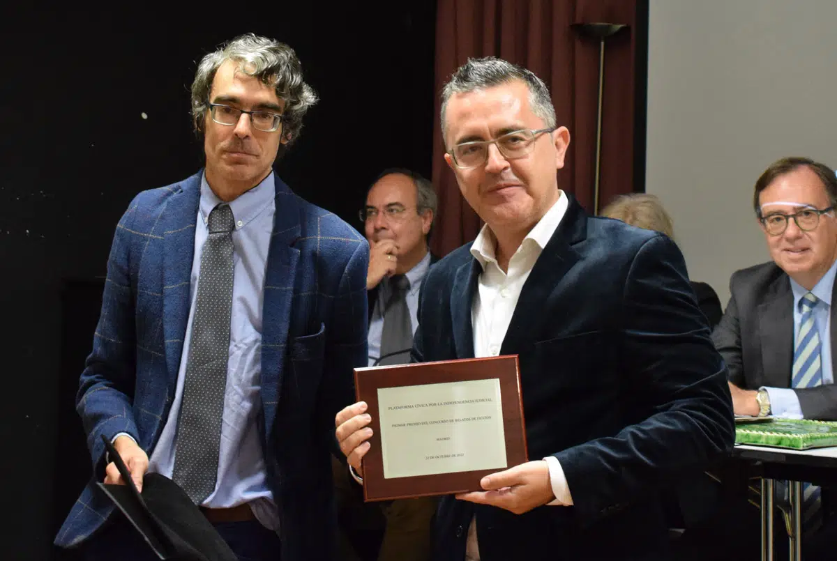 Miguel del Castillo Olmo gana el primer concurso de relatos convocado por la Plataforma Cívica por la Independencia Judicial