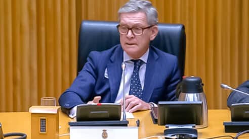Carlos Pérez, catedrático: “Para los jueces es desmoralizador que se cuestione la independencia de sus decisiones”