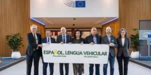 El Parlamento Europeo aprueba el envío de una misión a Cataluña por la 'persecución' del español en las escuelas