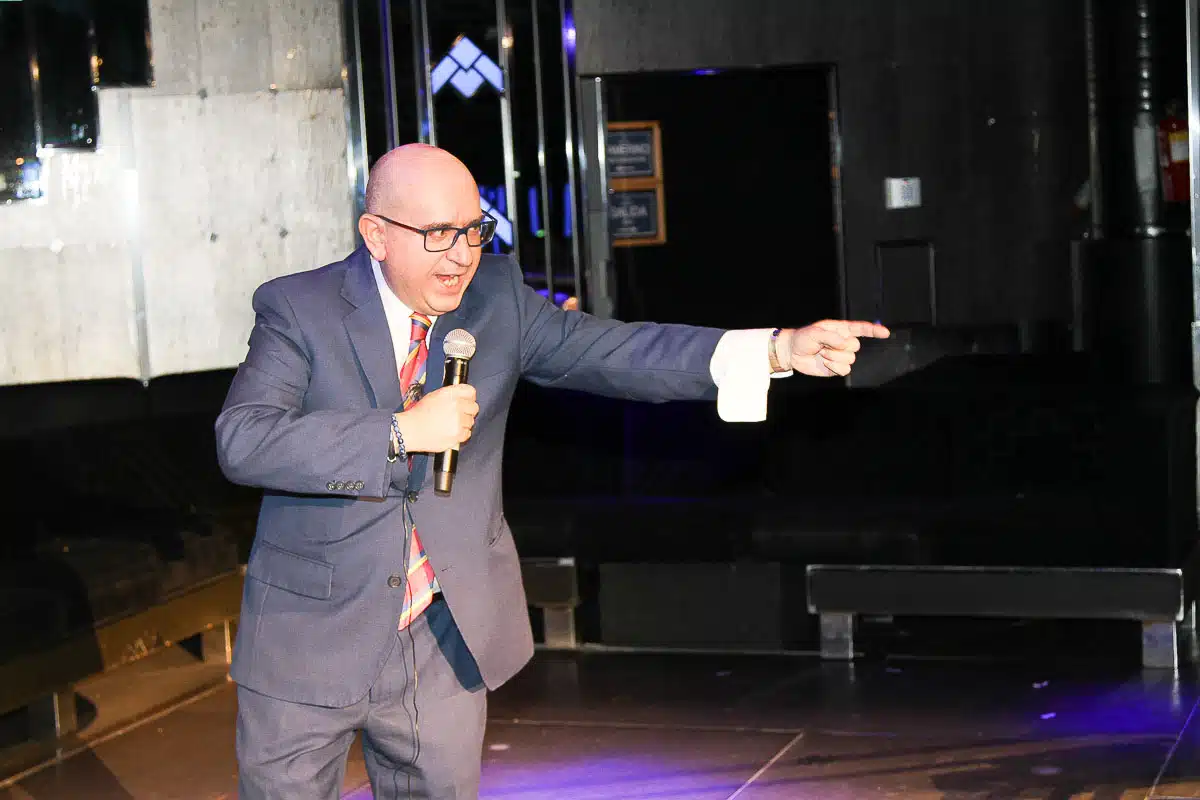 Raúl Ochoa llenó la discoteca Barceló en la presentación en sociedad de su candidatura