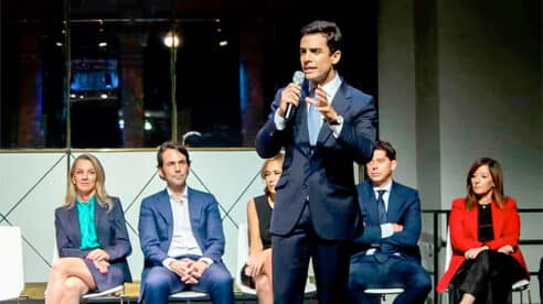 Ospina promete recuperar el prestigio de la abogacía en la presentación de su candidatura: «Volverá a ser una profesión respetada»