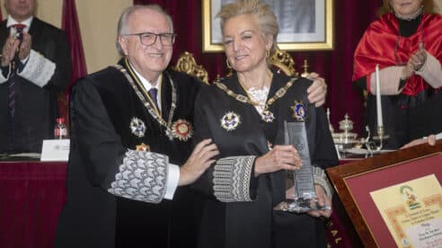 Los Graduados Sociales de Andalucía distinguen a María Luisa Segoviano con el III premio “Justicia Social Andaluza”