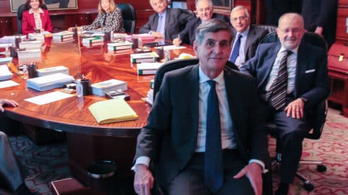 La minoría progresista actual del TC dice que lo que ocurrió fue una «interferencia sin precedentes» sobre el Legislativo