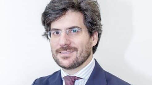 DWF-RCD refuerza su área de Mercantil con el fichaje de Francisco Esteban Bernal