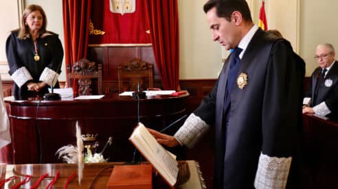 Albino Escribano y la renovada Junta de Gobierno del Colegio de Abogados de Albacete tomaron posesión