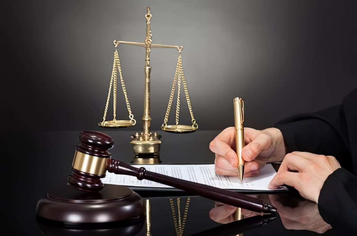 El Supremo consolida la jurisprudencia que permite a los abogados sancionados recurrir en apelación ante los TSJ