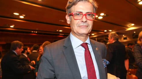 Juan Martínez Moya: «No se explica que una víctima de violencia de género sea atendida por un juzgado no especializado»