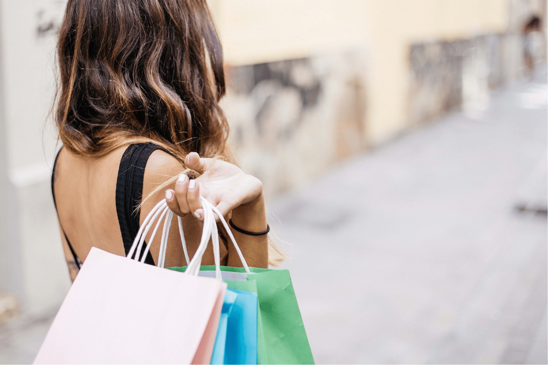Un juez anula el despido de una empleada que aprovechaba citas médicas para ir de compras