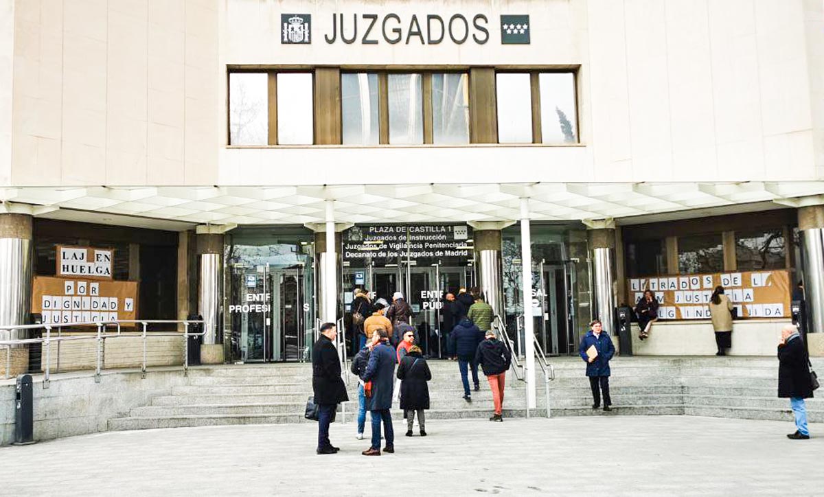 ACIJUR defiende la presencia de medios en vistas orales pero rechaza grabaciones en los pasillos de los juzgados