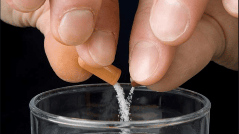 Justicia distribuye los primeros 1.000 kits de toma de muestras para hacer análisis si hay sospecha de sumisión química