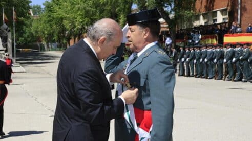 La Fiscalía pide 1 año de cárcel para el teniente general por favorecer a un amigo en el caso Cuarteles