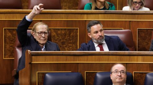 El Congreso de los Diputados rechaza la moción de censura de Vox después de que Tamames diera «un repaso» a los portavoces parlamentarios