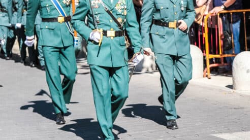 «Aquí mandan mis cojones»: El Supremo confirma 2 meses de suspensión de empleo a un capitán de la Guardia Civil por «grave desconsideración» a una funcionaria