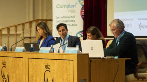 El informe sobre prácticas de ética y cumplimiento de las empresas del IBEX 35 enfatiza la transparencia voluntaria