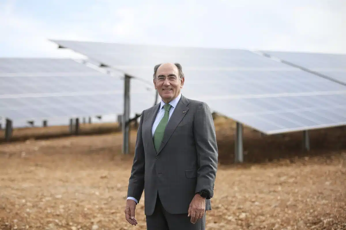 Iberdrola se juega en el Tribunal Supremo el futuro de la mitad de la mayor planta fotovoltaica de Europa