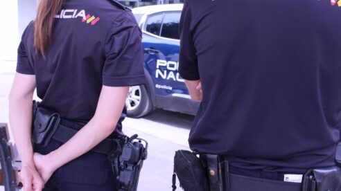 La escoliosis no es incompatible con la actividad policial, dictamina el TSJM