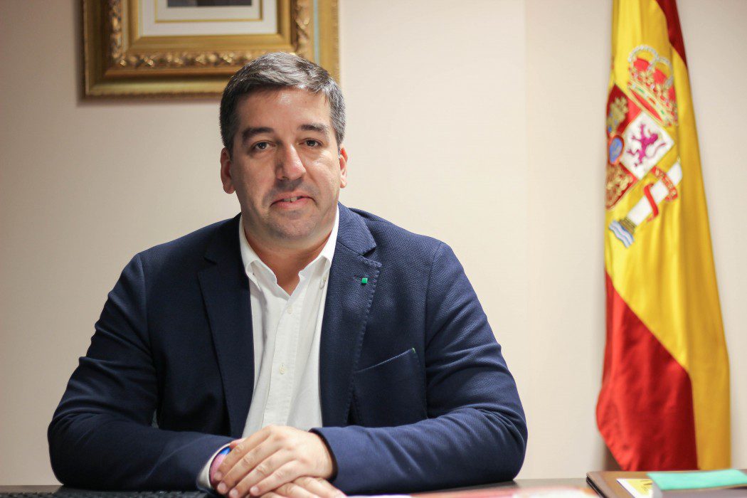 Acoso laboral: Dictan auto de apertura de juicio oral contra el alcalde y una concejal del PSOE de Galapagar a 5 días del 28M