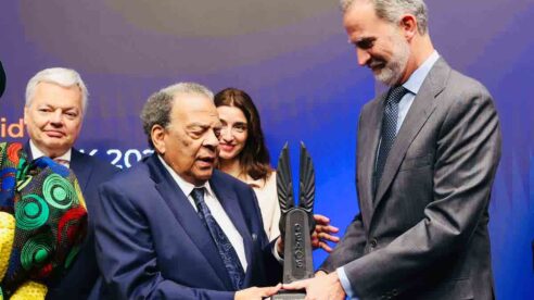 Felipe VI entregó el «World Peace and Liberty Award» a Andrew Young, icono de los derechos civiles en EEUU