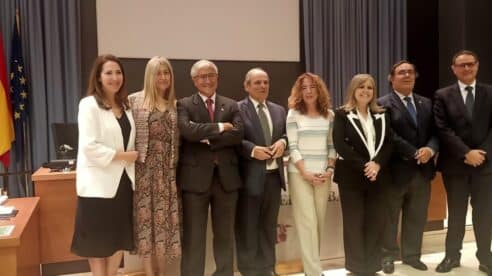 El letrado judicial de Sevilla que no grababa los juicios con jurado aprueba su tesis doctoral sobre el tribunal del jurado