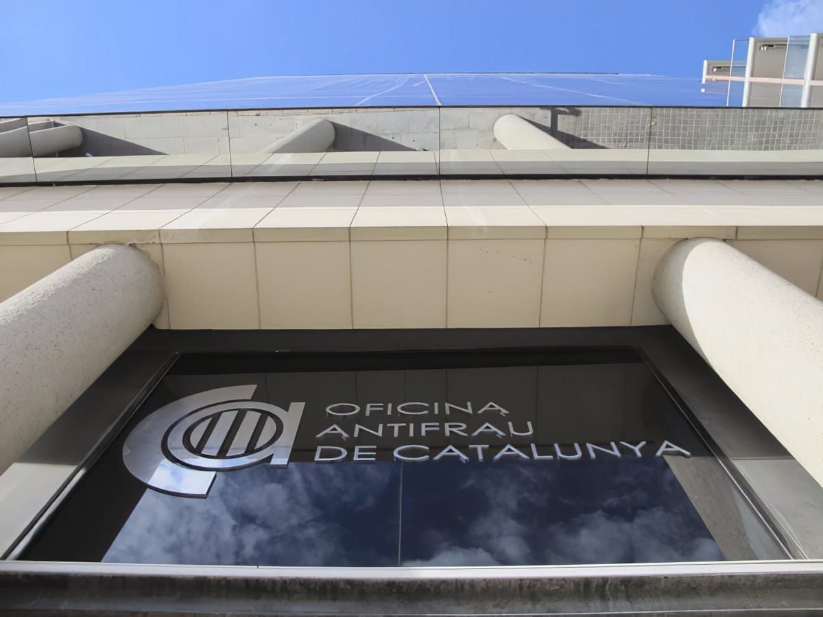 La Oficina Antifraude de Cataluña emite una resolución para proteger a una interina que denunció corrupción en su trabajo