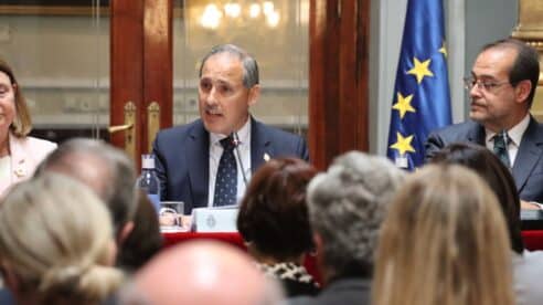 El decano del ICAM subraya el «carácter transformador» de las sentencias de la Gran Sala en la presentación del libro sobre la jurisprudencia del TJUE