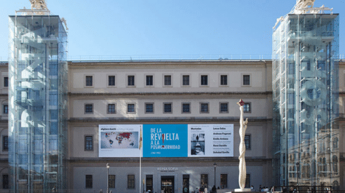 Improcedente el despido de una vigilante del Museo Reina Sofía con esquizofrenia y sobrepeso: su abogado luchará en el TS para que sea nulo