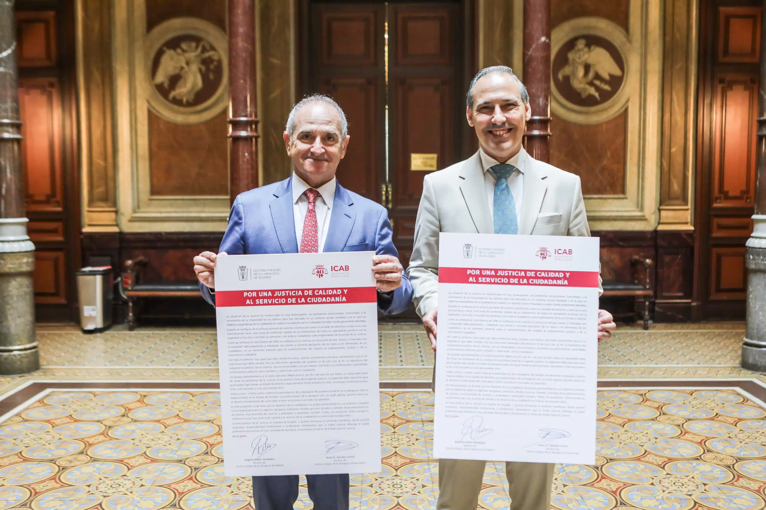 Los Colegios de la Abogacía de Barcelona y Madrid suscriben el pacto de los mosqueteros y un manifiesto por la calidad de la Justicia