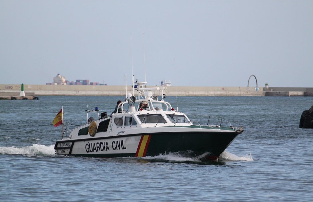 La Unión de Oficiales de la Guardia Civil denuncia que un decreto de la Generalitat permite que los Mossos «pisen» sus competencias en el mar