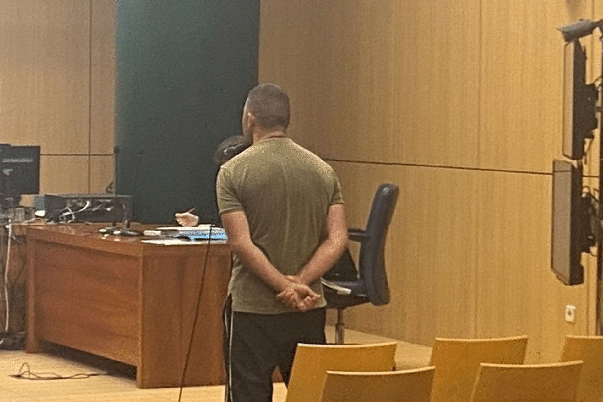Dos años de cárcel para un hombre que hizo 400 pintadas con simbología nazi 