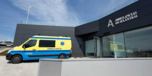 Un juzgado declara nulo el despido de un conductor de ambulancia que fue apartado por coger su coche estando de baja 
