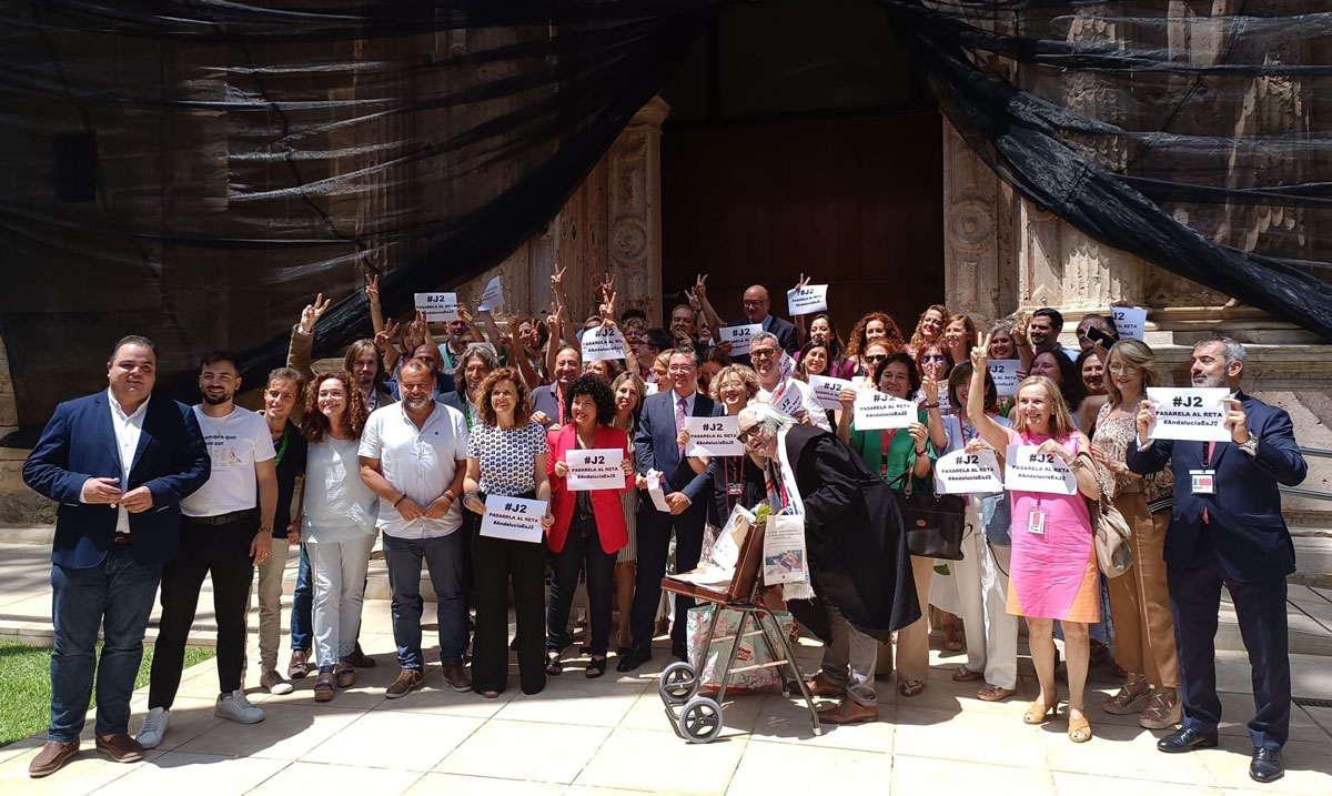 El Parlamento de Andalucía aprobó por unanimidad una PNL apoyando a los ...