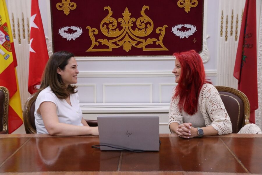 Mabel Klimt, abogada y diputada de innovación del ICAM, y Alicia Feito Pujades, Directora General de Wolters Kluwer Legal Software España
