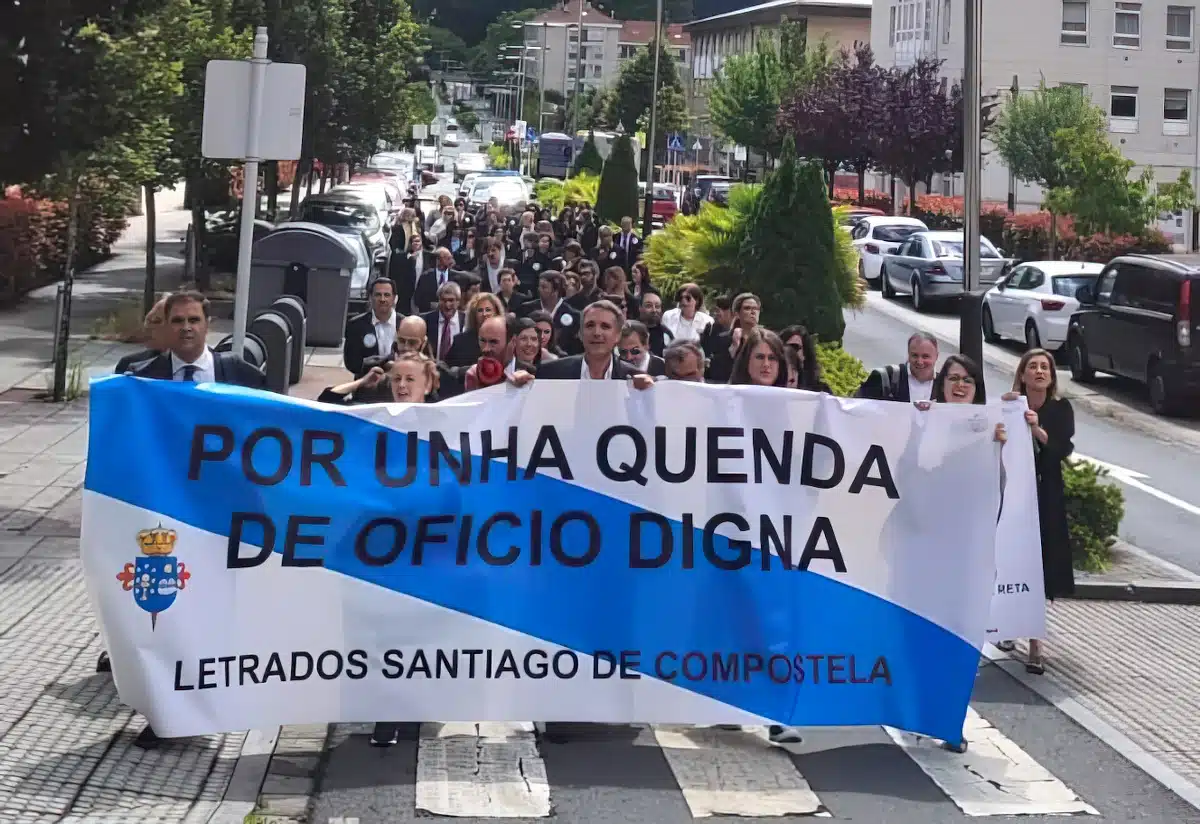 Seguimiento masivo en Galicia de la huelga del turno de oficio, según el Sindicato de Abogados Venia, convocante