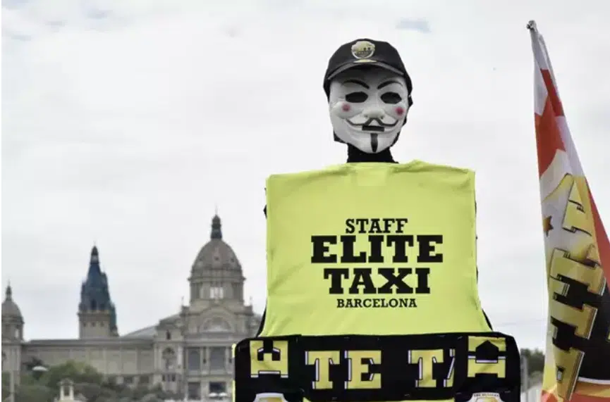 Competencia de Cataluña sanciona con casi 123.000 euros a Élite Taxi por incitar al boicot a Uber y otros operadores