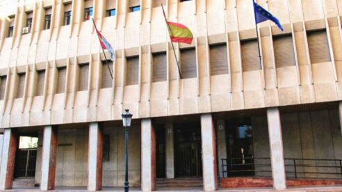 El TSJ de Castilla-La Mancha ratifica la jurisprudencia del TS y confirma un despido por un puñetazo fuera del trabajo