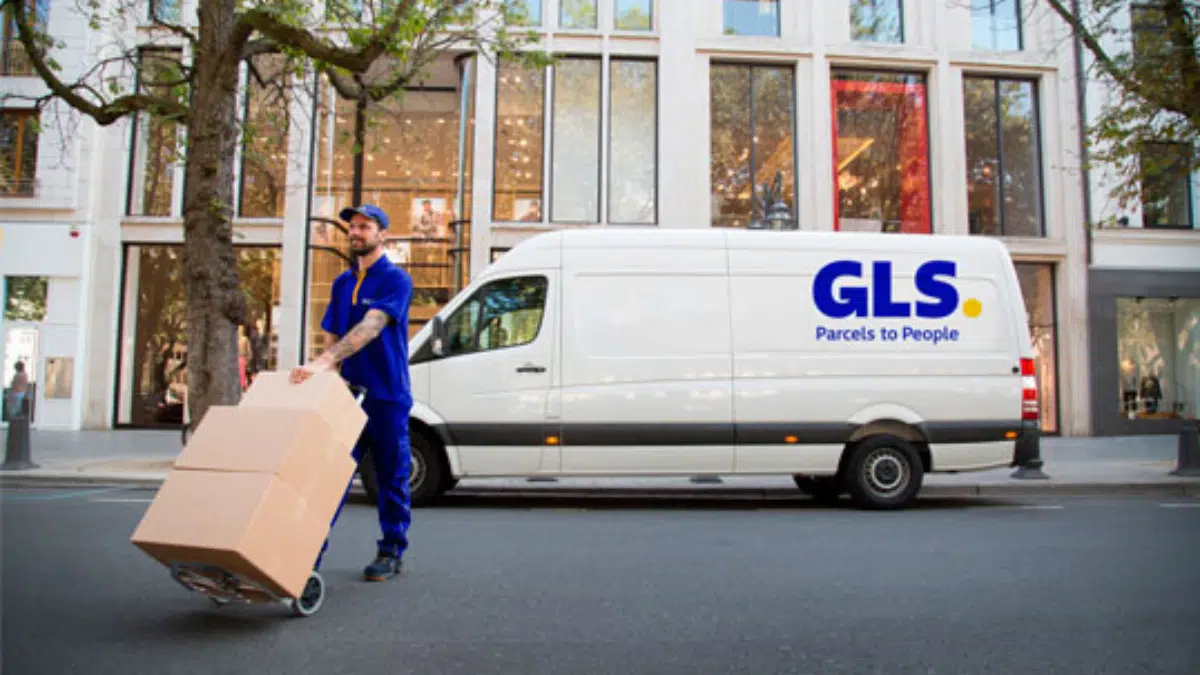 La empresa GLS, multada con 140.000 euros por modificar la dirección de entrega de dos móviles sin permiso de los compradores