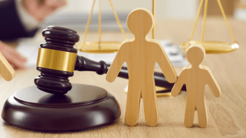 El TS concede definitivamente la custodia al padre en un caso en el que las niñas llevaban un discurso contra él enseñado por la madre