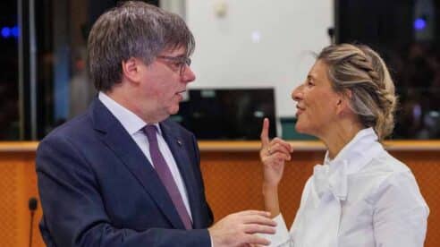 Manos Limpias denuncia al Gobierno ante la Comisión Europea por la «invasión» de competencias del Poder Judicial