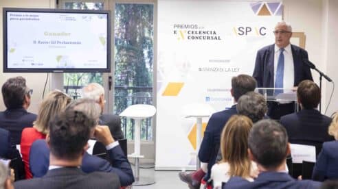 El expresidente de ACIJUR, Xavier Gil Pecharromán, Premio ASPAC a la excelencia concursal por un artículo sobre Hacienda