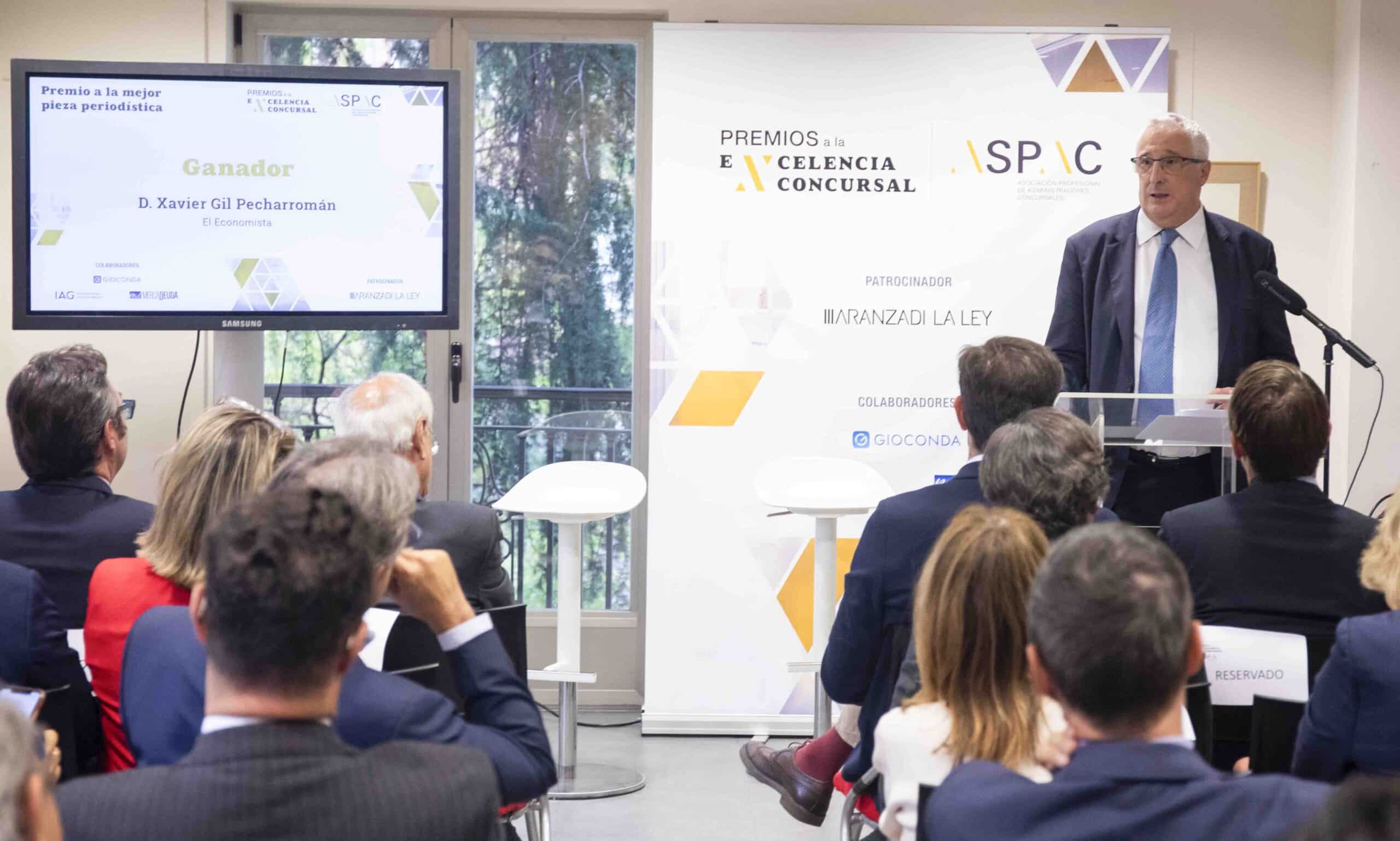El expresidente de ACIJUR, Xavier Gil Pecharromán, Premio ASPAC a la excelencia concursal por un artículo sobre Hacienda