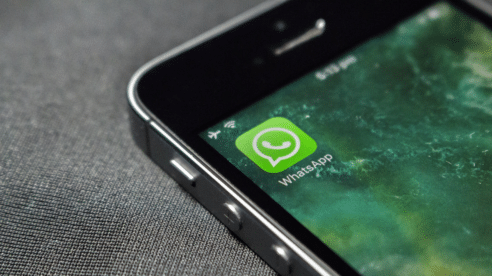 El TS rebaja de 1 año de cárcel a 270 euros de multa la condena a una mujer por difundir fotos íntimas en WhatsApp